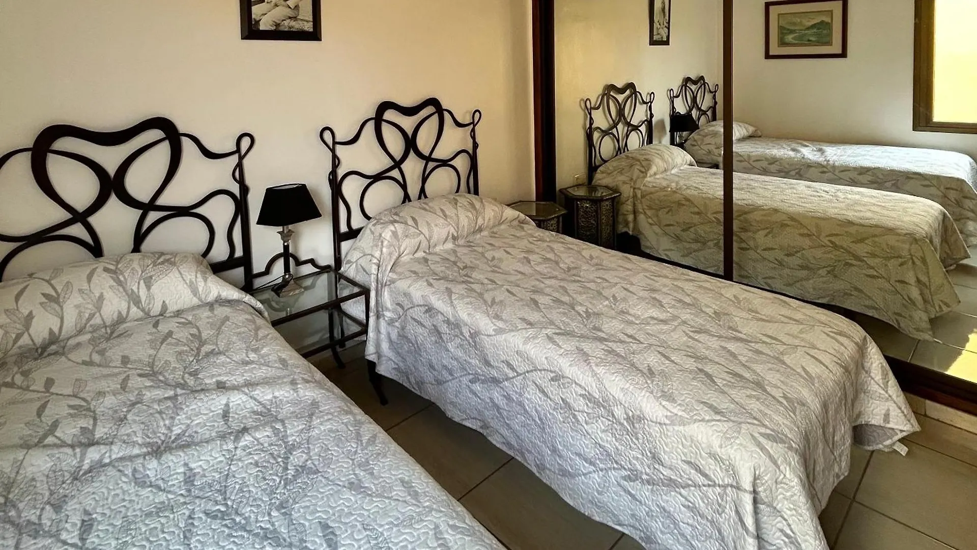 2 Bed Apt With Sea Views In Los Cristianos K206 Apartment Los Cristianos (Tenerife)